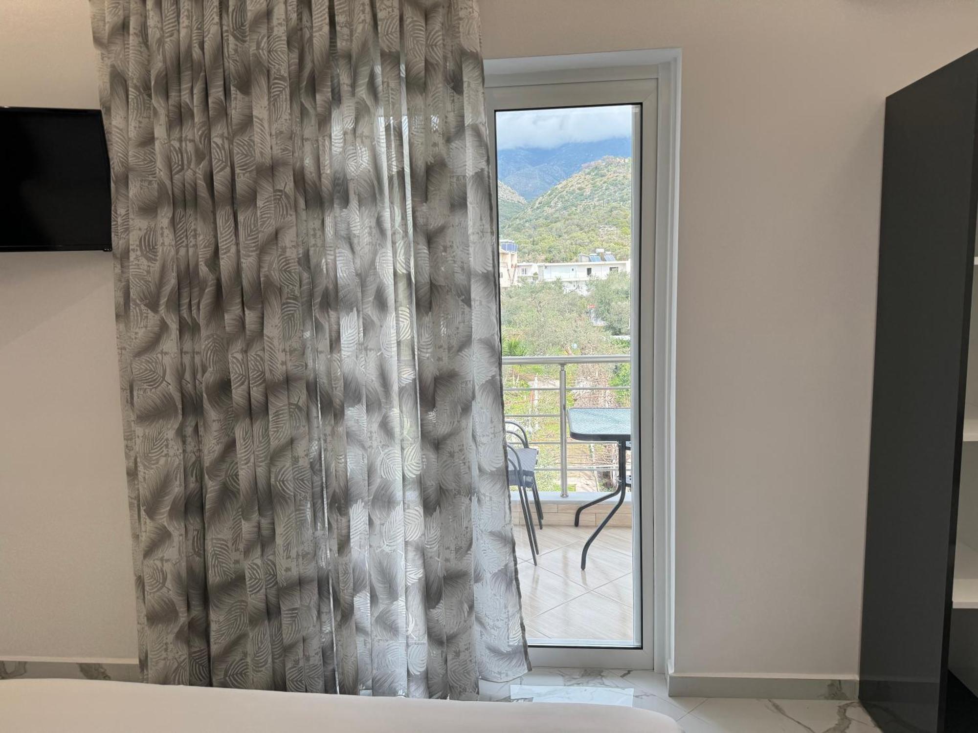 Ionian View B&B Himare Exterior foto