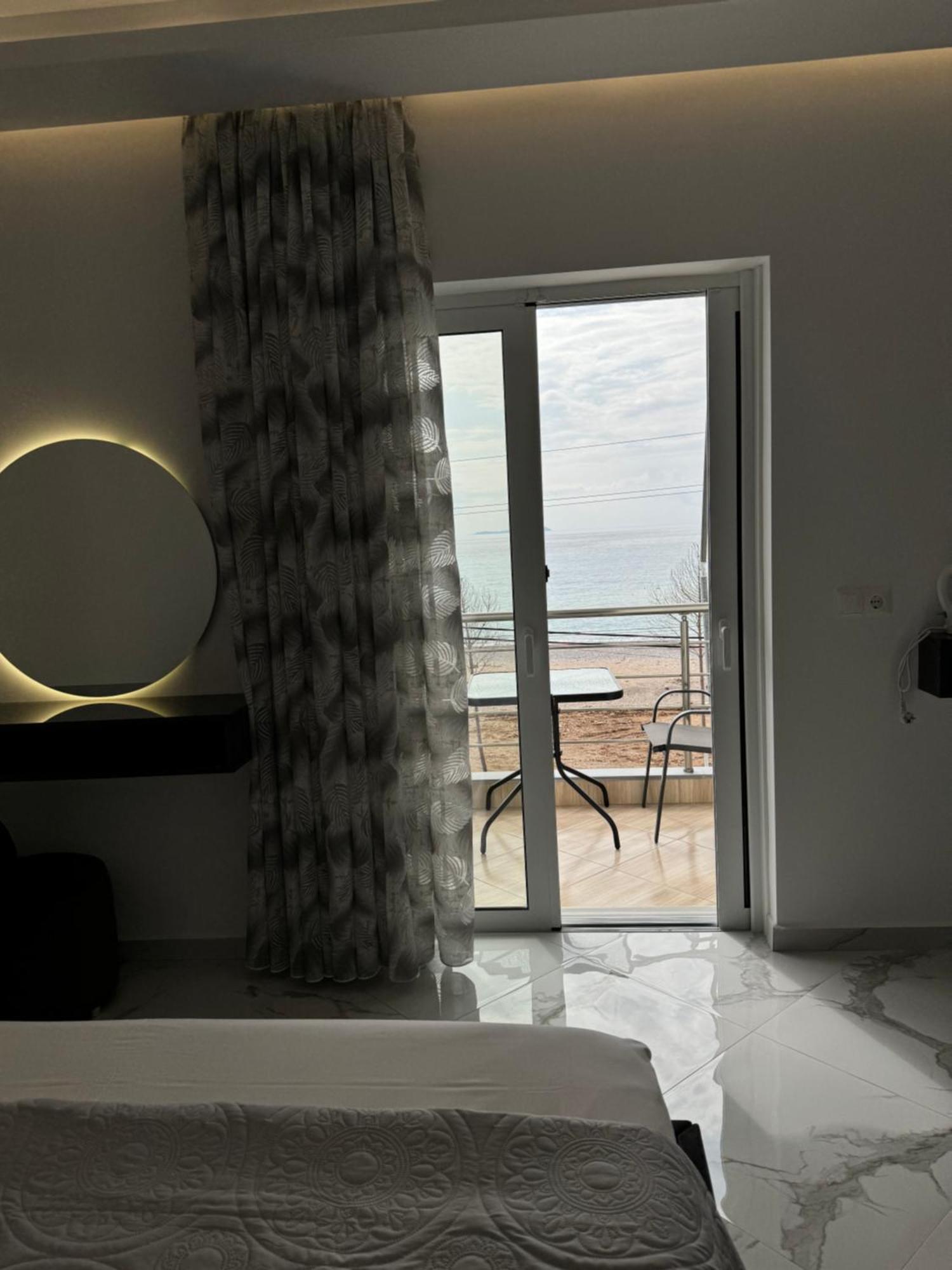 Ionian View B&B Himare Cameră foto